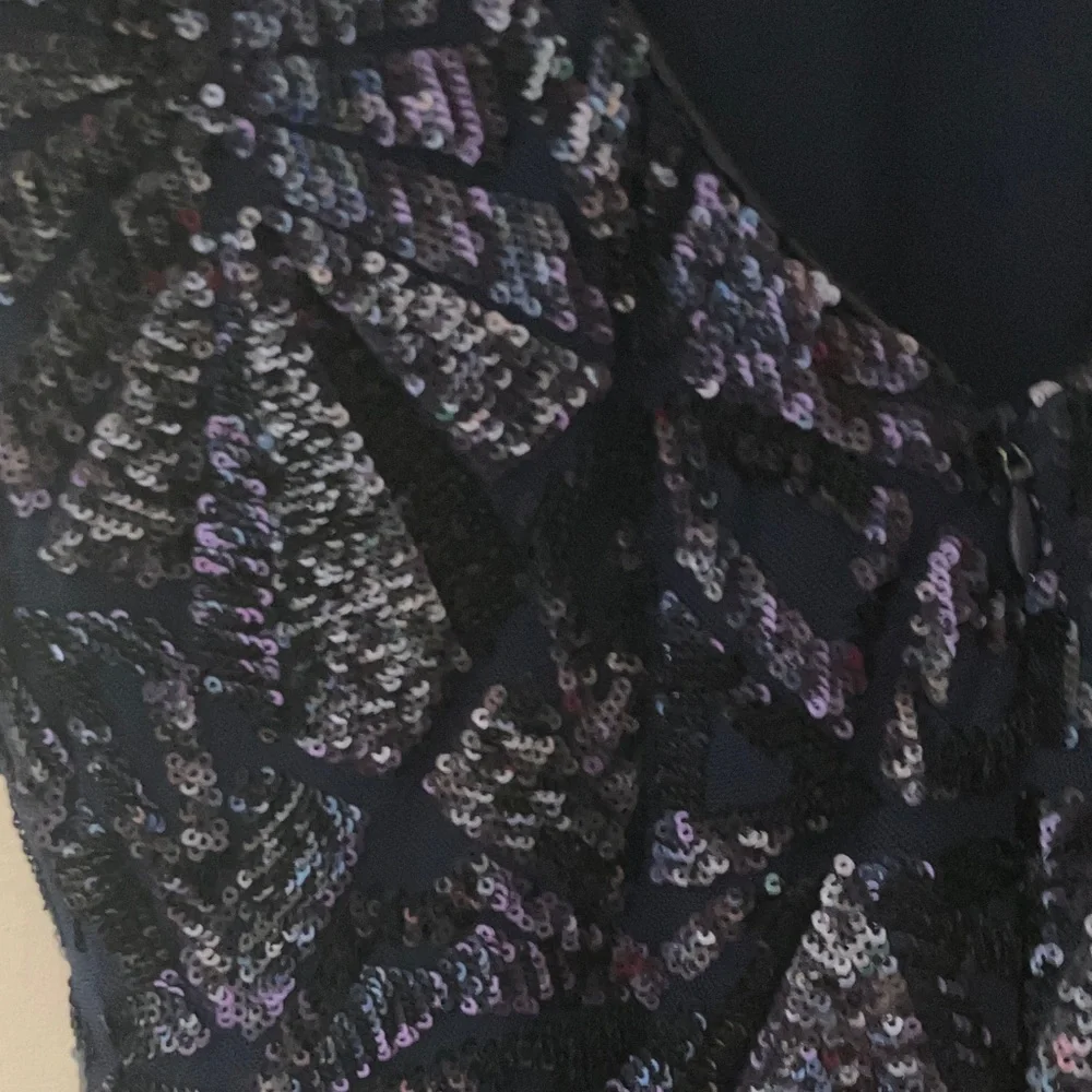 DRESS THE POPULATION Navy Tabitha Sequin Mesh Minidress Women’s Size L GUC - Picture 7 of 7